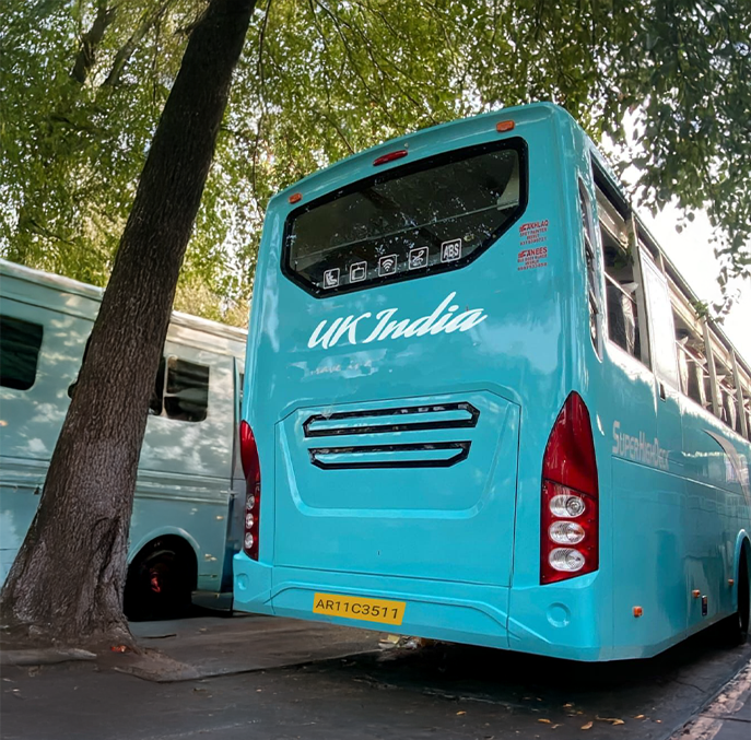 feature-bus