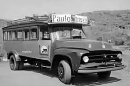 Paulo Travels Bus