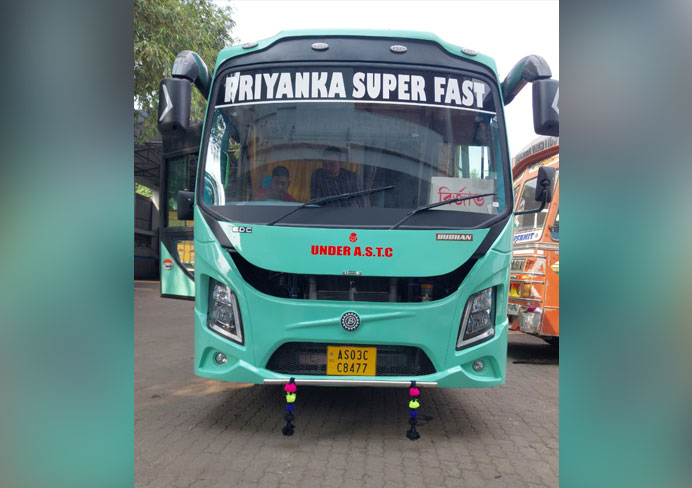 Luxury bus operated by PRIYANKA SUPER FAST