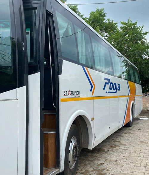 Ghadge Travels luxury sleeper bus service in India
